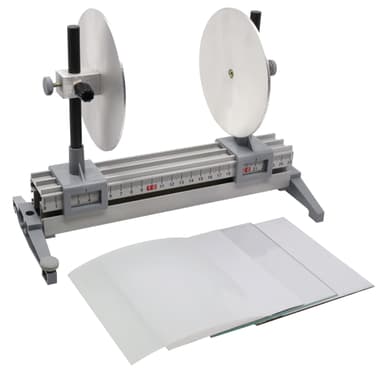 Parallel Plate Capacitor Demonstration with Adjustable Distance and Height